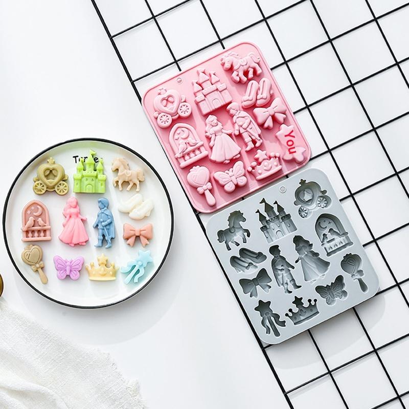 12個の型がある3Dプリンス・プリンセスシリコンモールド（ケ - Silicone Mold Baking のレビューと価格