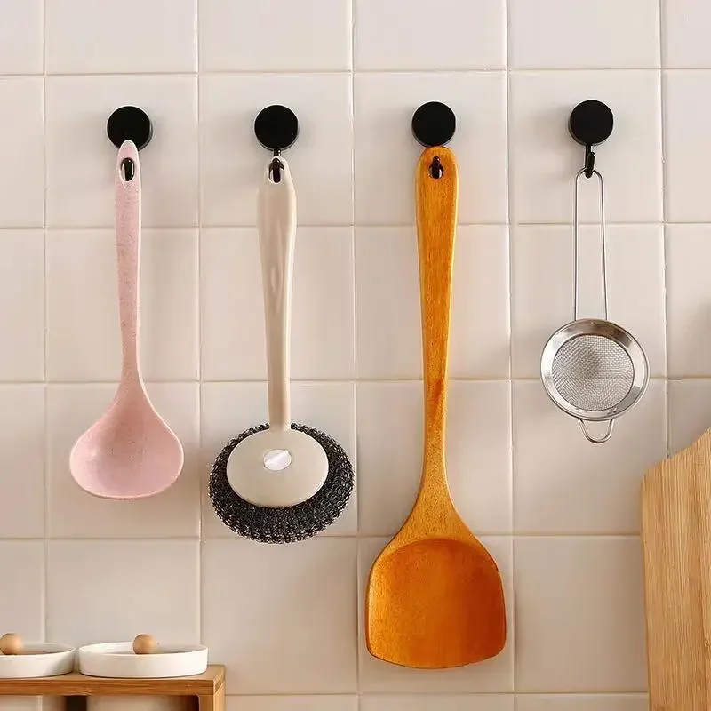強力なキッチンガジェット 穴あけ不要 フック 家庭用装飾品  - Kitchen Gadgets I Need のレビューと価格